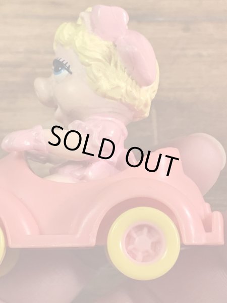 マペッツのキャラクター“ベイビーミスピギー”の80’sヴィンテージハッピーミール