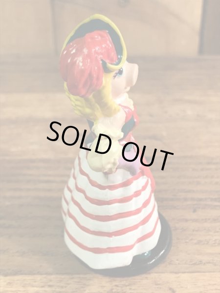 ドレスを着たミスピギーの90’sヴィンテージPVCフィギュア