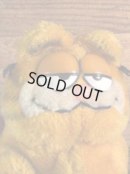 ガーフィールドのレギュラーサイズの80年代ビンテージ縫いぐるみ