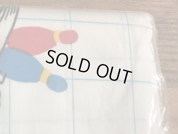 セサミストリートのキャラクターとナンバーが描かれた70’sヴィンテージツインフラットシーツ