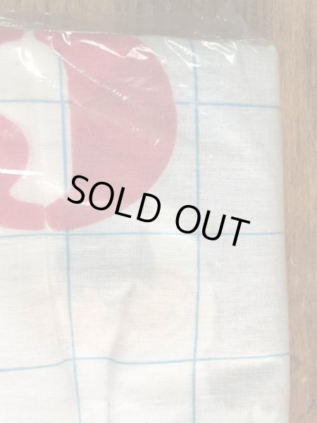 セサミストリートのキャラクターとナンバーが描かれた70’sヴィンテージツインフラットシーツ