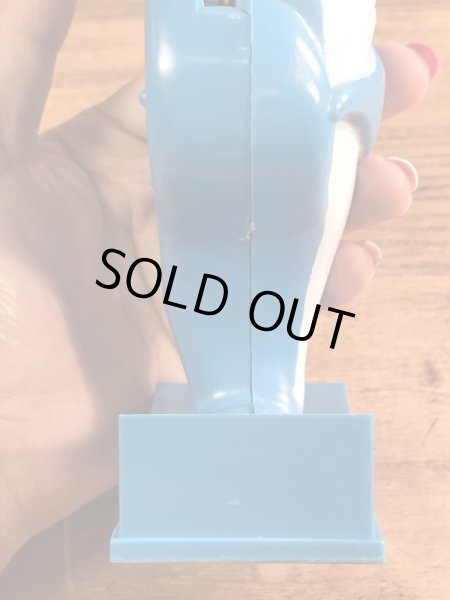 アドバタイジングキャラクターのチャーリーザツナの70’sヴィンテージラジオフィギュア