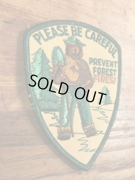 アドバタイジングキャラクターのスモーキーザベアの70’s〜ヴィンテージ刺繡パッチ