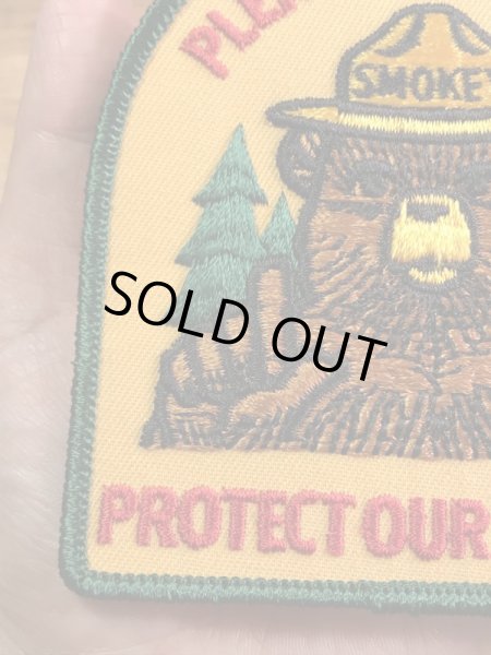 アドバタイジングキャラクターのスモーキーベアの70年代〜ビンテージ刺繡ワッペン