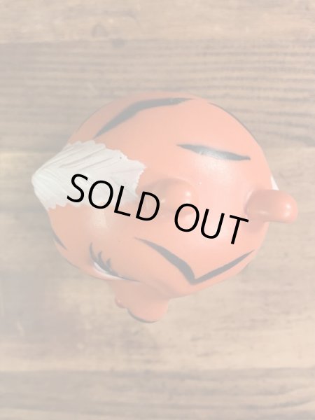 企業キャラクターのサンボタイガーの70年代ビンテージフィギュア