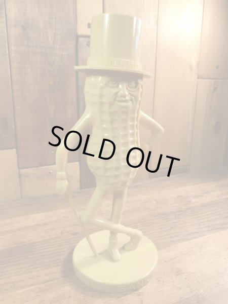 企業キャラクターのミスターピーナッツの60〜70年代ビンテージ貯金箱フィギュア