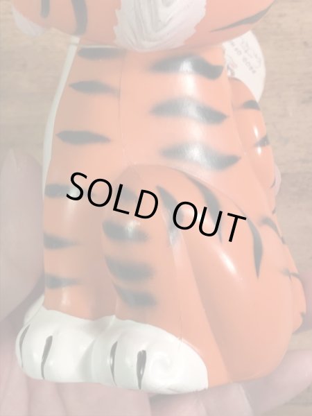 企業キャラクターのサンボタイガーの70年代ビンテージフィギュア