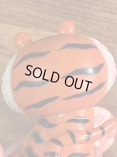 企業キャラクターのサンボタイガーの70年代ビンテージフィギュア