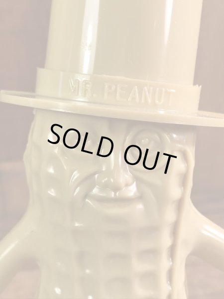 企業キャラクターのミスターピーナッツの60〜70年代ビンテージ貯金箱フィギュア