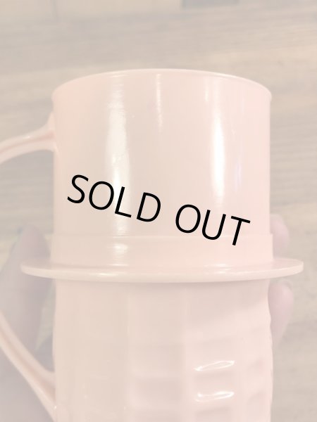 企業キャラクターのミスターピーナッツの60〜70年代ビンテージマグカップ