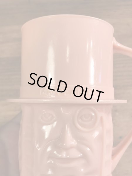 企業キャラクターのミスターピーナッツの60〜70年代ビンテージマグカップ