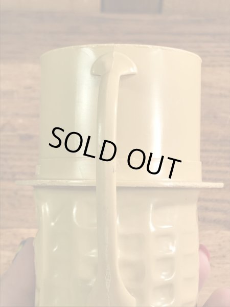 企業キャラクターのミスターピーナッツの60〜70年代ビンテージマグカップ