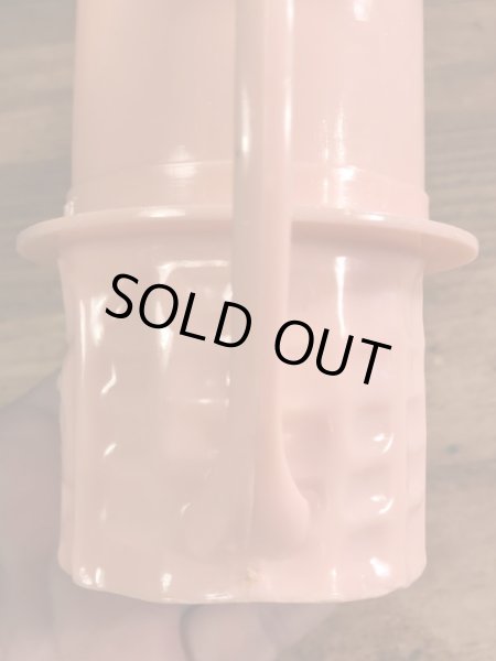 アドバタイジングキャラクターのミスターピーナッツの60〜70’sヴィンテージプラスチックカップ