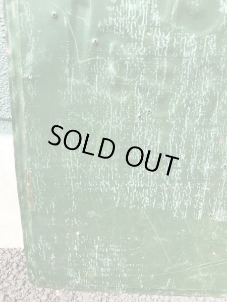 アドバタイジングキャラクターのケンエルレーションの50’sヴィンテージメタルサイン