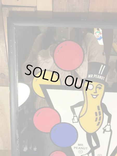 アドバタイジングキャラクターのミスターピーナッツの80’sヴィンテージパブミラー