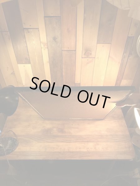 企業キャラクターのミスターピーナッツの80年代ビンテージパブミラー