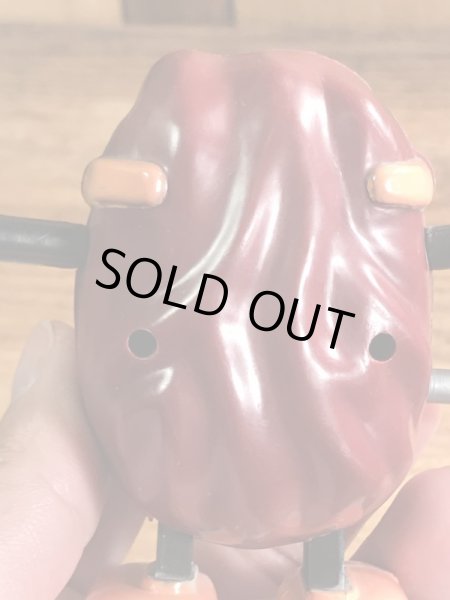 企業キャラクターのカリフォルニアレーズンの80年代ビンテージトコトコ人形