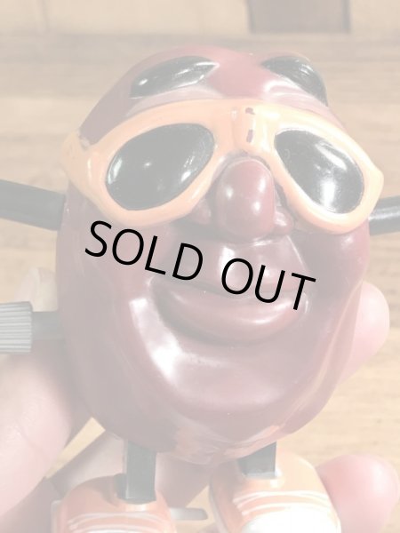 企業キャラクターのカリフォルニアレーズンの80年代ビンテージトコトコ人形