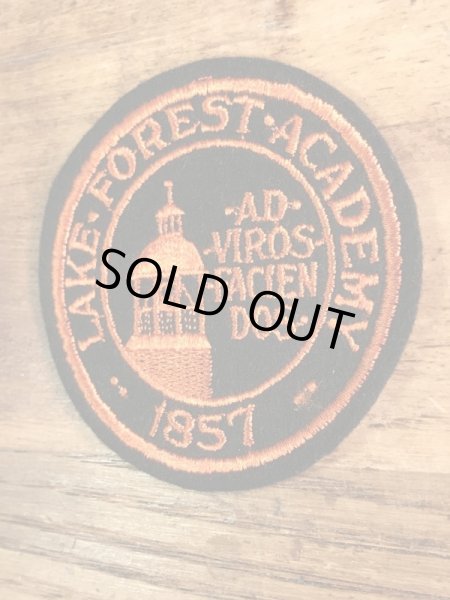 アメリカのイリノイ州レイクフォレストのボーディングスクールの〜70’sヴィンテージ刺繡パッチ