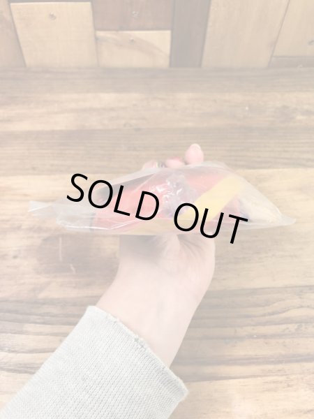 フライキッズのハッピーミールトイの80’sヴィンテージ浮き輪ボート