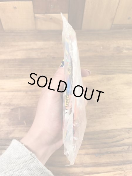 フライキッズのハッピーミールトイの80’sヴィンテージ浮き輪ボート