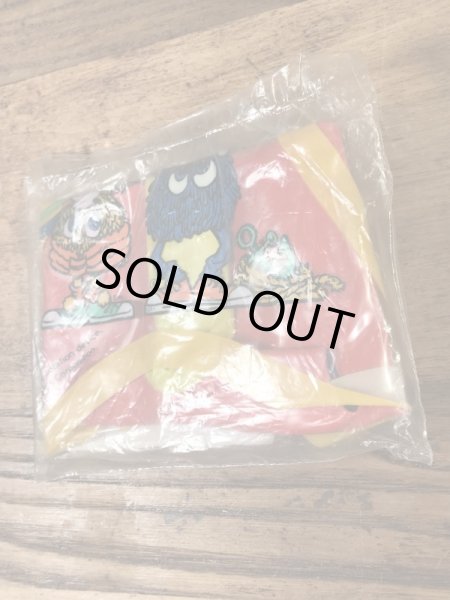 フライキッズのハッピーミールトイの80’sヴィンテージ浮き輪ボート