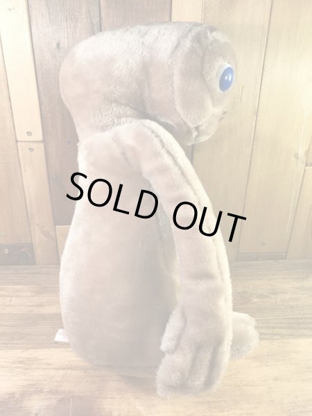 カマー社製のイーティーの80年代ビンテージ縫いぐるみ