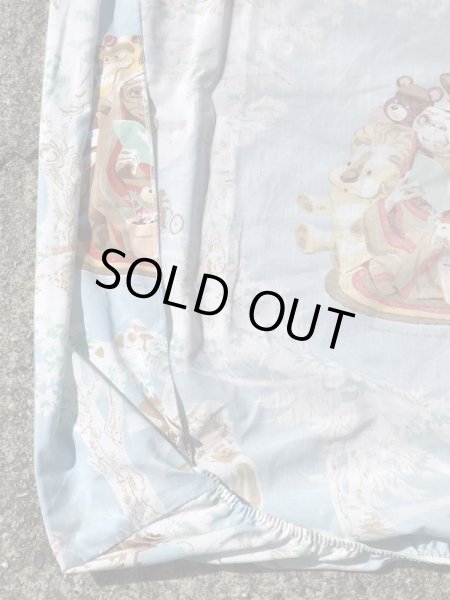 イーティーの柄の80’sヴィンテージボックスシーツ