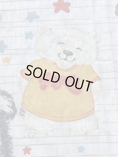 Hallmark社製のシャツテイルズの80’sヴィンテージボックスシーツ