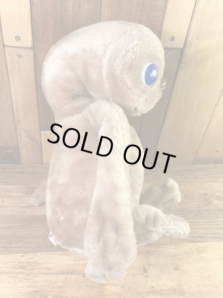 カマー社製のイーティーの80年代ビンテージ縫いぐるみ