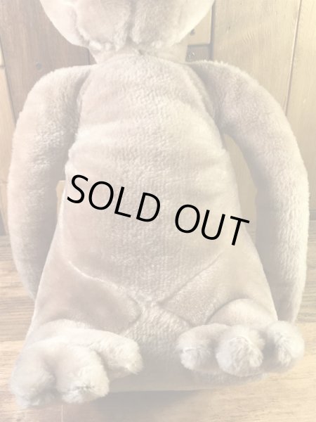 カマー社製のイーティーの80年代ビンテージ縫いぐるみ