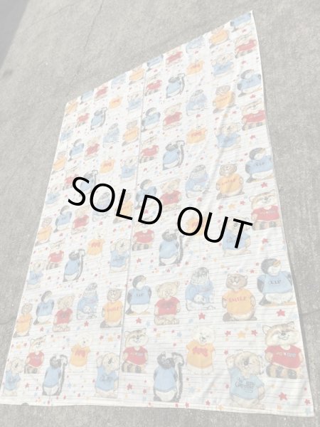 Hallmark社製のシャツテイルズの80年代ビンテージフラットシーツ