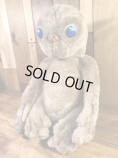 カマー社製のイーティーの80年代ビンテージ縫いぐるみ