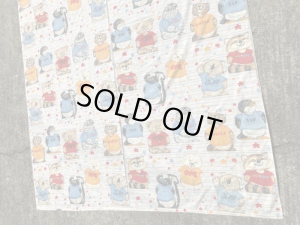 Hallmark社製のシャツテイルズの80’sヴィンテージツインフラットシーツ