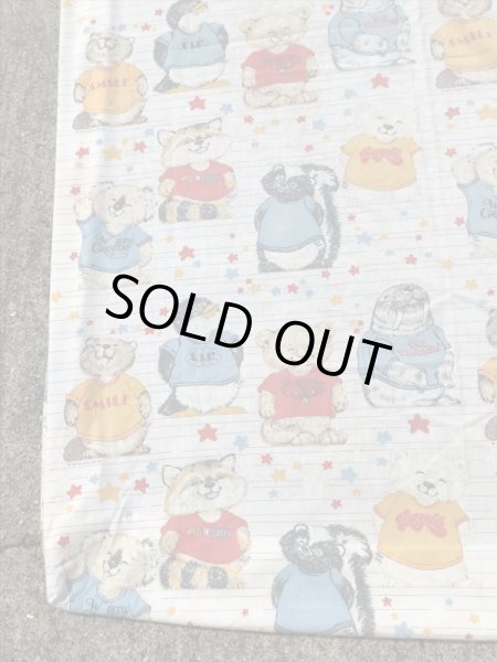 Hallmark社製のシャツテイルズの80年代ビンテージボックスシーツ