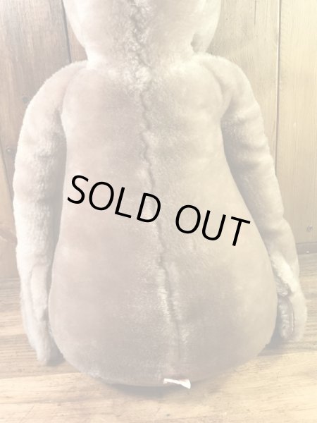 カマー社製のイーティーの80年代ビンテージ縫いぐるみ