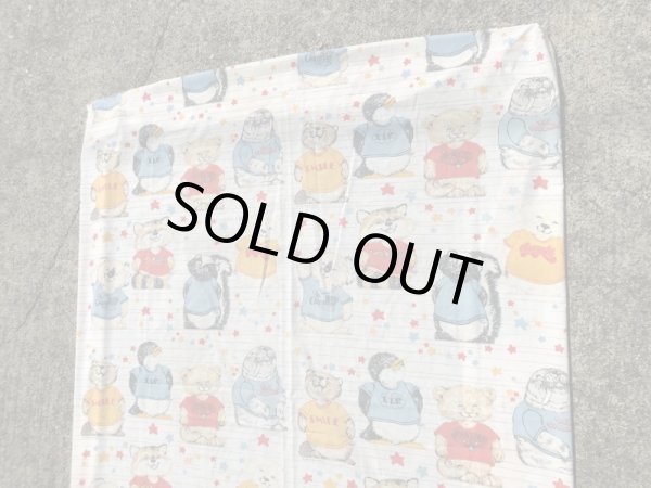 Hallmark社製のシャツテイルズの80年代ビンテージボックスシーツ