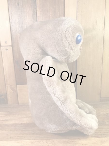 カマー社製のイーティーの80年代ビンテージ縫いぐるみ