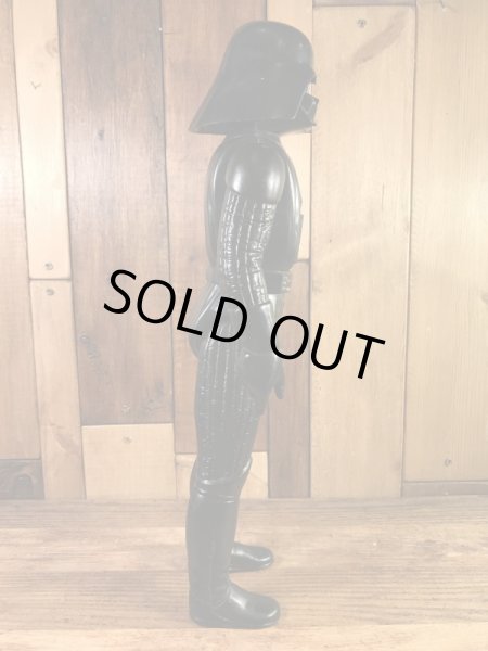 スターウォーズのダースベイダーの70年代ビンテージアクションフィギュア