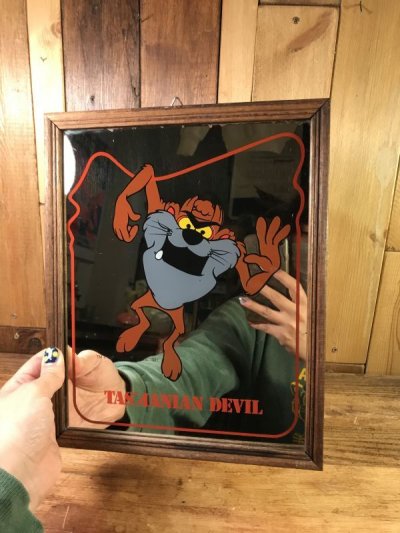 画像2: Warner Bros Looney Tunes “Tasmanian Devil” Pub Mirror　タスマニアンデビル　ビンテージ　パブミラー　ルーニーテューンズ　80年代