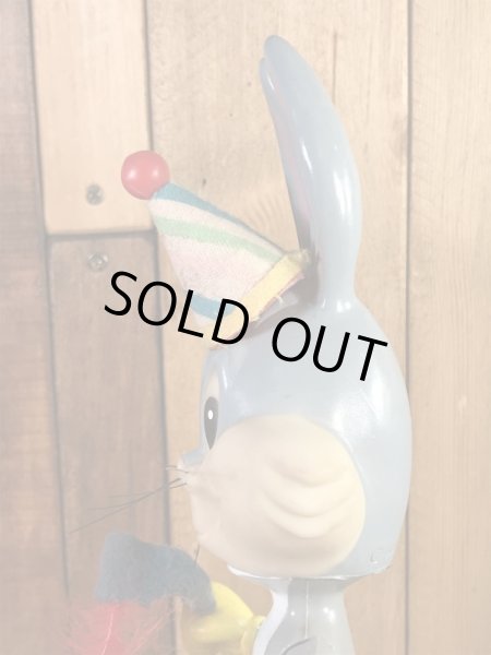 Dakin社製のバッグスバニーの70’sヴィンテージフィギュア