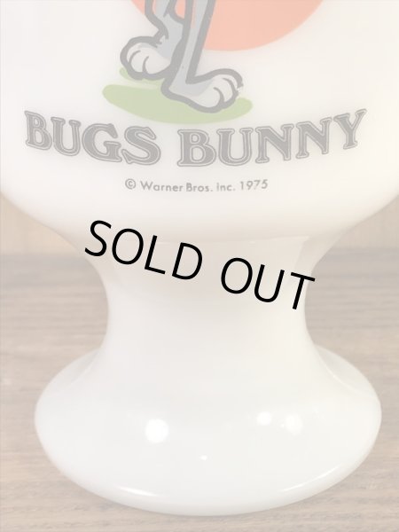ルーニーテューンズのバッグスバニーの70年代ビンテージミルクガラスマグカップ