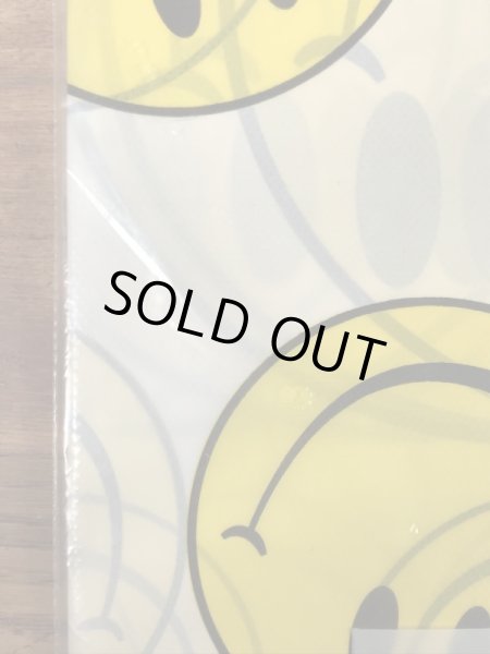 スマイルのビニール製の80年代〜ビンテージテーブルクロス