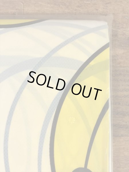 スマイルフェイスのビニール製の80’s〜ヴィンテージテーブルカバー