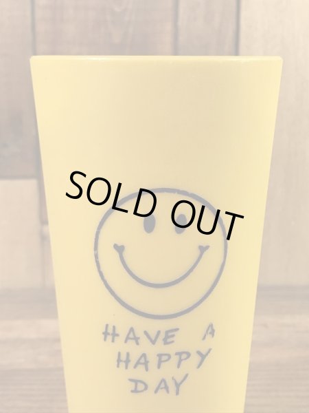 “Have A Happy Day”のスマイルの70年代ビンテージプラスチックカップ