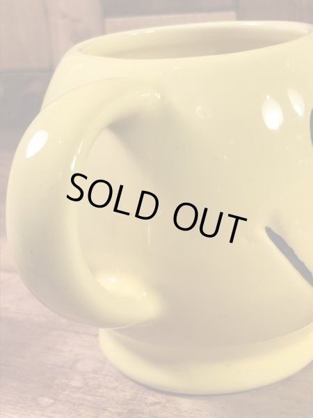 スマイルの陶器製の70年代ビンテージマグカップ