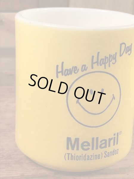 スマイルフェイスとHave A Happy Dayが描かれた70’sヴィンテージヘーゼルアトラスマグ