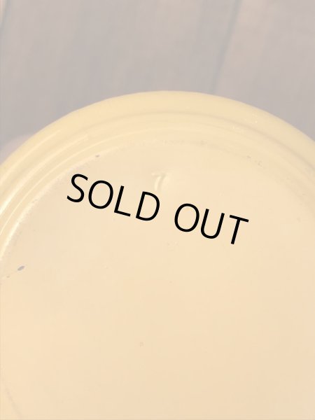 スマイルのミルクガラス製の70年代ビンテージマグカップ