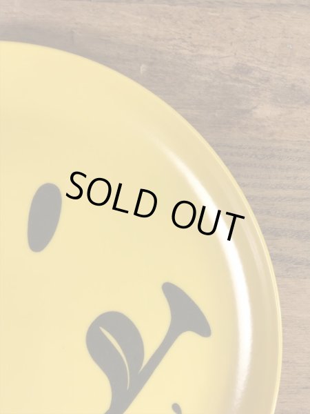 スマイルのプラスチック製の70年代ビンテージお皿