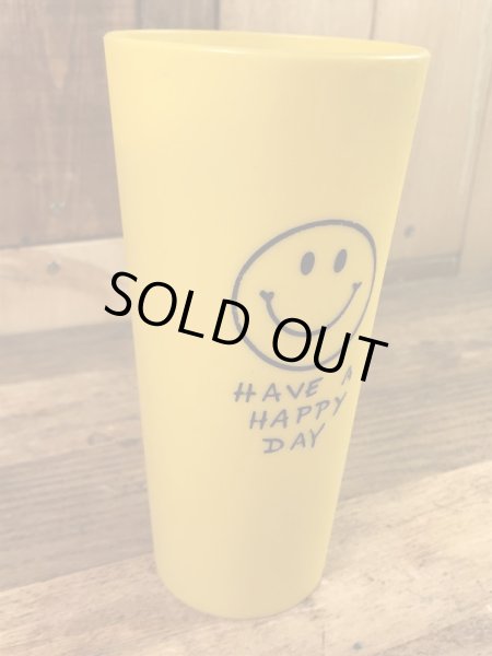 “Have A Happy Day”のスマイルの70年代ビンテージプラスチックカップ